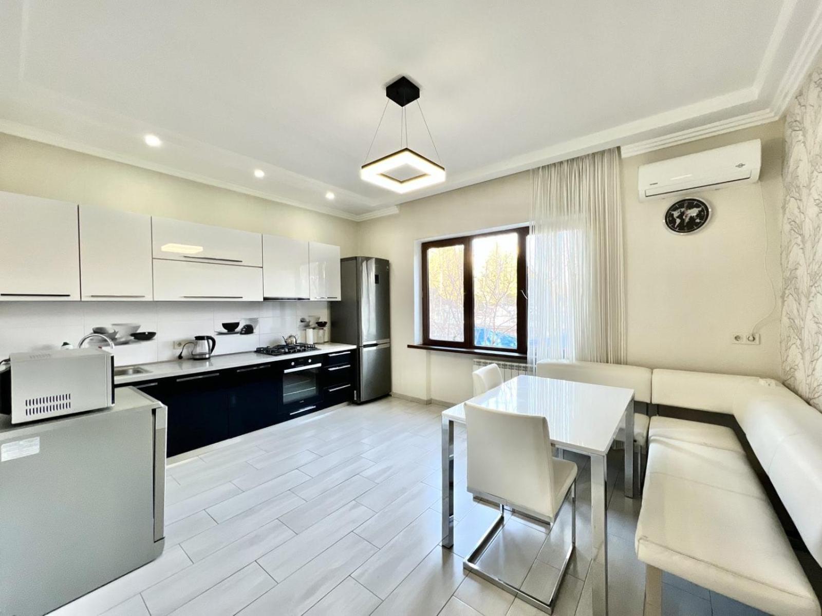 Villa In Tbilisi Bagian luar foto